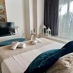 Lucky House * 威尼斯