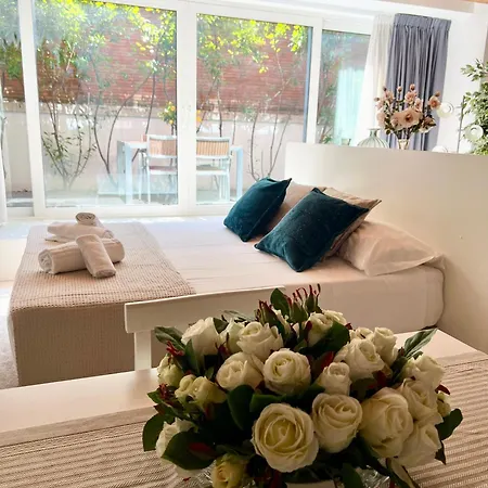 Lucky House アパート