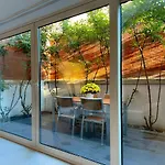 Lucky House * Velence