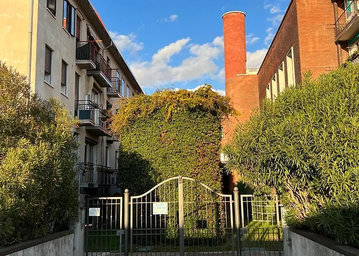 Lucky House *